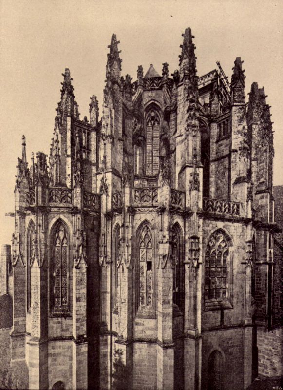 Vue extrieure de l' Abside de l'Eglise abbatiale