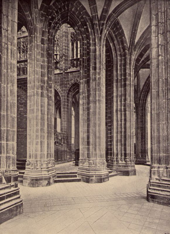 Vue intrieure de l'Abside de l'Eglise abbatiale