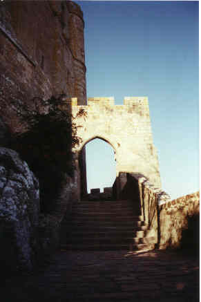 Porte sud de la barbacane du Châtelet